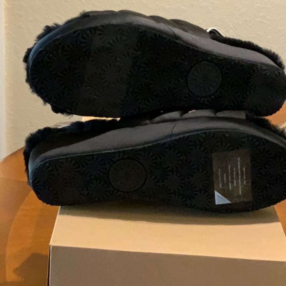 Ugg Puff Yeah - Picture 4 of 4